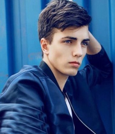 ����Ⱦ����Ҫ����ɫ ŷ��˧�����̷�����