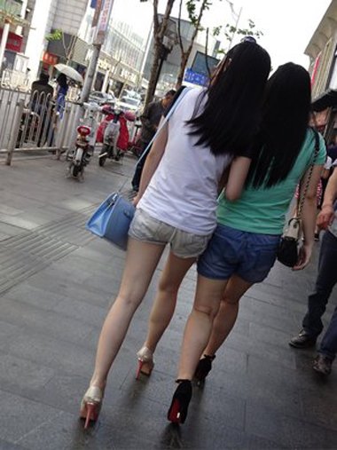 ���۹�������ַ��ͺÿ� ���۾�Ů��ɢ�����