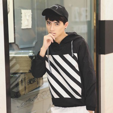 潮男戴帽子国际短发设计 宽脸适合的烫发系列造型