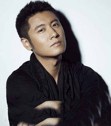 ����ˣ�������ͷ��Ϯ���� �����С��˧�з��ʹ���