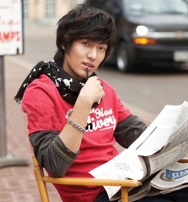 ��Բ�������ⷭ������� ����У԰ϵ�з��ʹ���