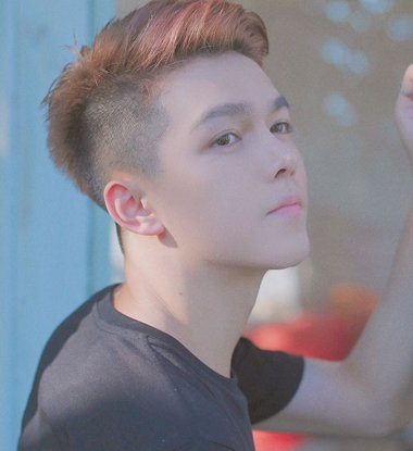 �Ͱ˶���ͷ��ռ������������ ��������������ͷ���ƫ��