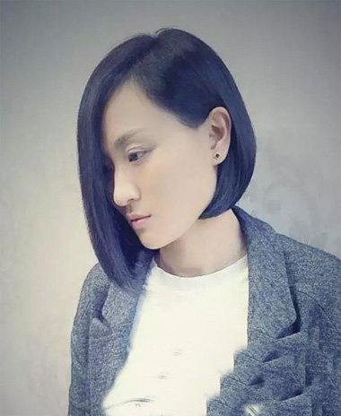 ����ϡ�ټ��ж̷������ ���Գ�ͷ������Ů������