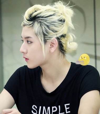 扎头发才不是女生专利 都有哪些男生爱上了扎发呢