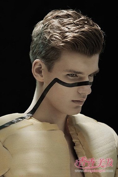 ������ʽ��λ�̶̷�ϵ �����������˧����չ��