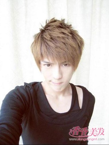 ���������������̷����� У԰���˧������ʾ��