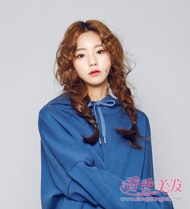 ��ѧ��Ů��Ϊ�ζ����˶����� �պ�ϵ��ֽ�ഺ������������