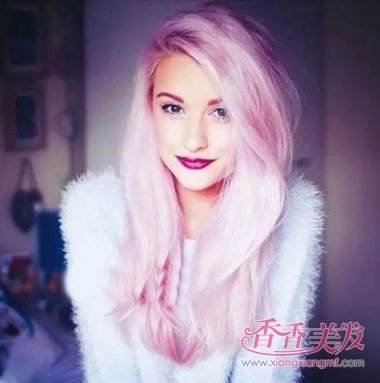 ʱ�з���ɫ�����ر�ͷ�� ��������Ů���Ͽ�ѧ����