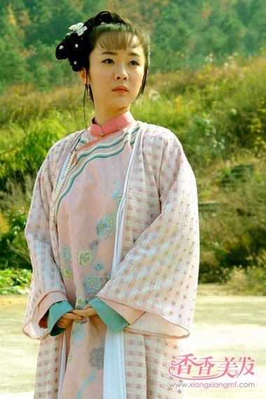 ��װ��Ů���ͳ���������· Բ��Ҳ�ܱ�ÿ��ĵ��ŷ���