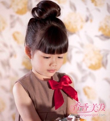 2018�����������������Ƽ� �׸����г���СŮ��������