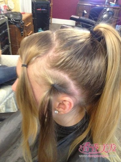 ���ÿ�����ɫ��Ⱦ�ڼ�Ҳ���� �����ĳ�ֱ����ɫ��Ⱦ����ͼ��