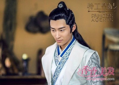 �Ŵ����ӱ෢����Щ ��װ���Ӿ������Ǳ෢����ͼƬ