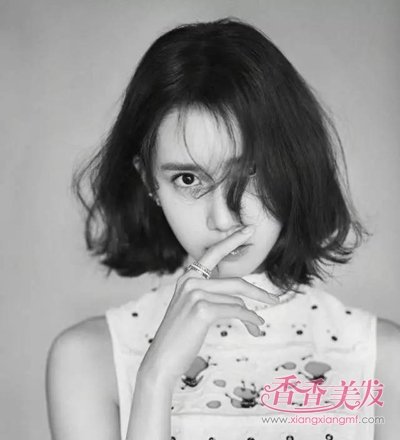 �������� С��Ů��Ŀɰ��̷�������