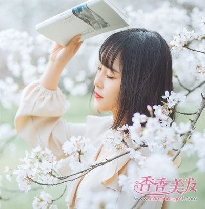 Ů������С�����ն̷����ͷ��� У԰���ӿ��������