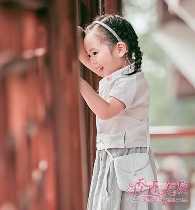 �̷�С�������ͷ���������������³� ���ѣ��ؼҾ͸�Ů��������