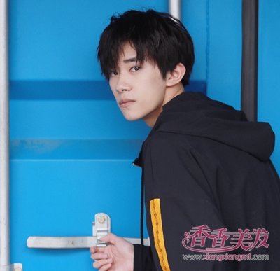 ��������ͷ��Ӳ����ʲô���Ķ̷��� �����������ɴ�����б�������ͷ����