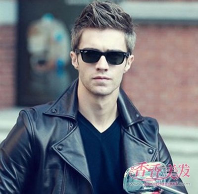 �ļ����ᱡ�ɻ�ͷ���� ��ʿ�ᱡ��ɻ�ͷ����ͼƬ