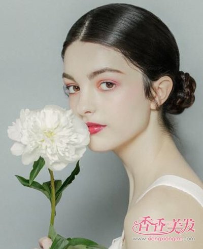 �෢�����̷����ź϶�Ϊһ��ʱ�� �г���Ů�����ɴ����ı෢�̷�����