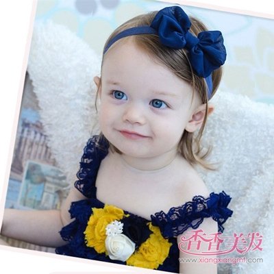 һ������Ů����ͷ��̫����δ�� Ӥ�׶�С���δ��似��