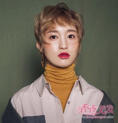 Ů���ᳬ�̷�̫Ů���ӣ� ������û������ЩŮ��������ͷ���̷�����