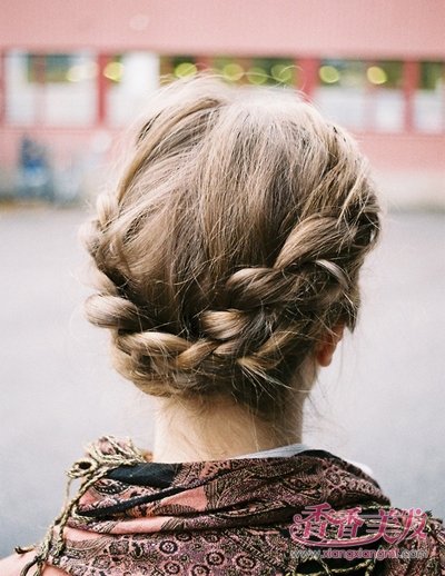 �ļ����Ǹ���β���Ǹ�������ͷ�� �ļ���Щ���̷�����������