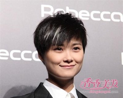 �ڰ���Ⱦ���þ��� Ů����ɫ��˿��ɫ��Ⱦ����ͼƬ