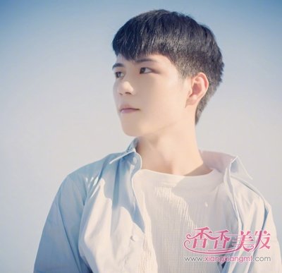 �ļ����׾Ͳ�Ҫ���޽��� ����ȫ�����޽Ƕ̷�����ͼƬ