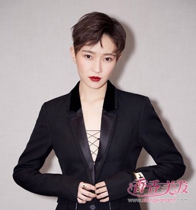 ���̷�+��װҲ̫˧�� Ů����ˬ�������̷�����ͼƬ