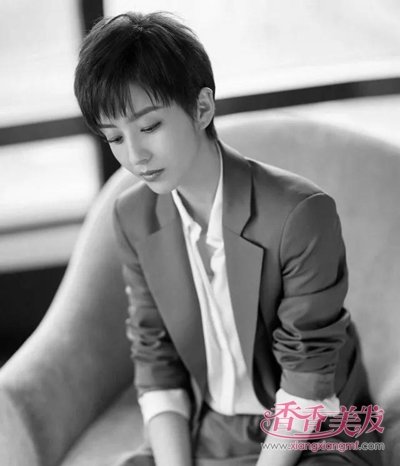 ���̷�+��װҲ̫˧�� Ů����ˬ�������̷�����ͼƬ