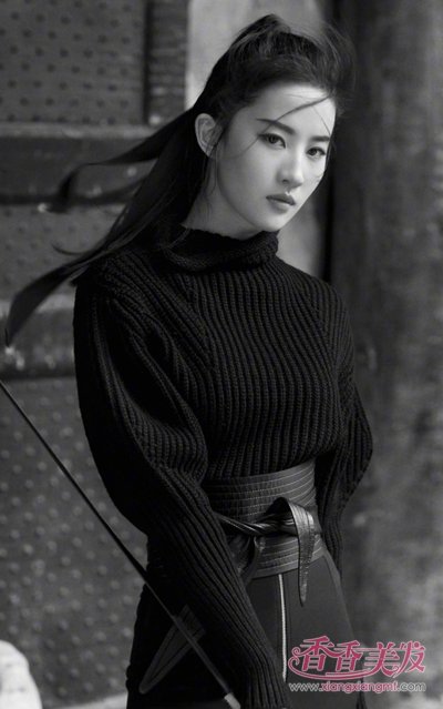 ��ɫ�д�������ͷ�� ��ɫ�д�Ư��������ֱ��Ҫ̫��