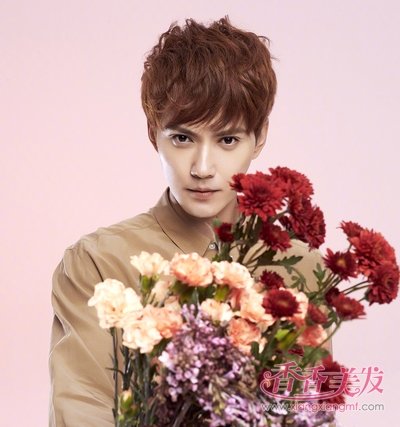 �ݳ�������ͷ����Ҫ̫���� ���������̷���������������񷶶�