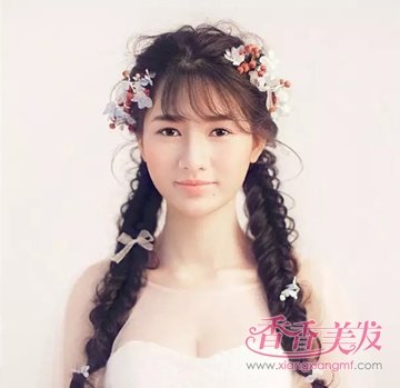 ˫�黨����δ����ÿ� ��Ů���˫�黨����������ĺ���