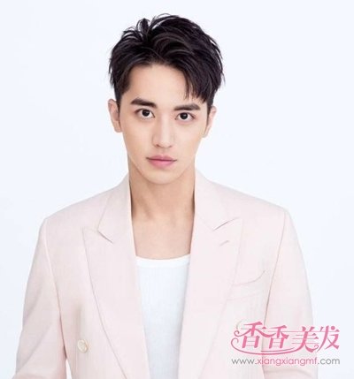 30��ְ����ʿ���ķ����������� �ļ�ְ����ʿ����̷�����look