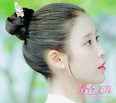 2018����Ů�ӵ����̷����� �����볱����ײ�����»�