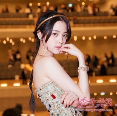 Ů���黨��İ��ֱ෨ ����������ʶ�黨��ĳ���������