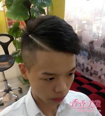 һ���ܾ�Ȼ�����ħ�� ���Զ̷����߷��ͳ���ʮ��