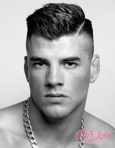 һ���ܾ�Ȼ�����ħ�� ���Զ̷����߷��ͳ���ʮ��