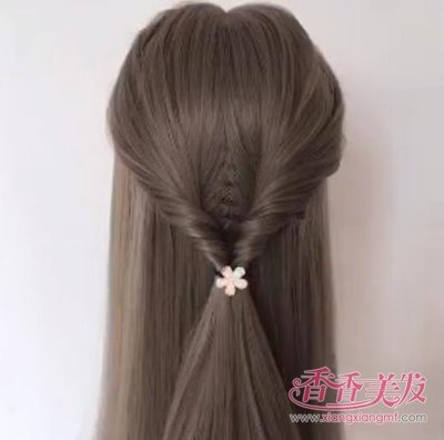 �����Ů���������� �ֲе�Ҳ������holdסӴ