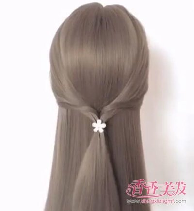 �����Ů���������� �ֲе�Ҳ������holdסӴ