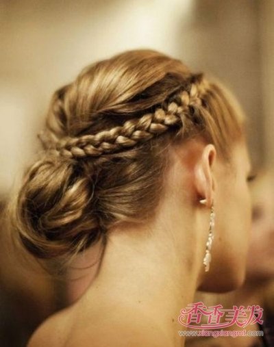 �ֲе��ĸ������� һѧ�ͻ��Ů��Ư���෢����