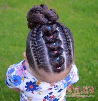 ��ͯ��������������ս���ӱ෢ СŮ�����¸��Խ��ձ෢����