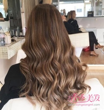 Ⱦ����ɫɵɵ�ֲ��壿 û��ϵ 2018Ů���ճ����з�ɫ����