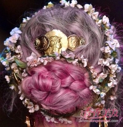 �ʻ��ڷ�˿���� �ʻ�+����������ķ��