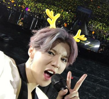 ���ڻ���ɫ��ͼƬ Ⱦ����ɫ��������ɫ