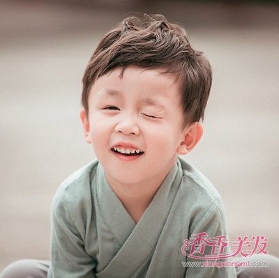 �ļ���ͯ�̷������Ƽ� �ٱ䳱������˧��ʱ��С��̫