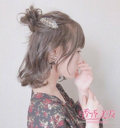 ��������ͷ���ٲ��˷��εĵ�׺ 2018Ů��������ϵ���η���