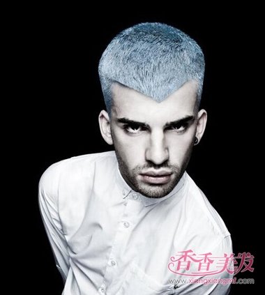 �ļ���ʿ��ͷ����ˬ ��ʿ��ͷ����ЩȾ��һ�����³�