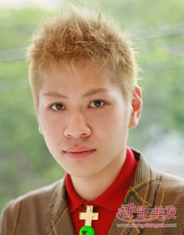 �ļ���ʿ��ͷ����ˬ ��ʿ��ͷ����ЩȾ��һ�����³�