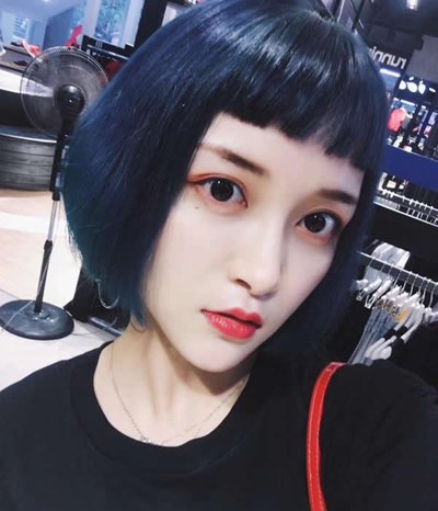 ѡ�Է�ɫ������׵����� �԰���ʱ�ֵķ�ɫ����Щ