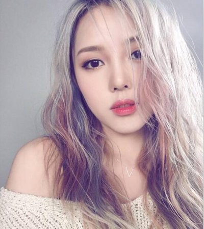 ������ɫ�����������������Ů ���¶���Ԫ��ɫ���С��Ů